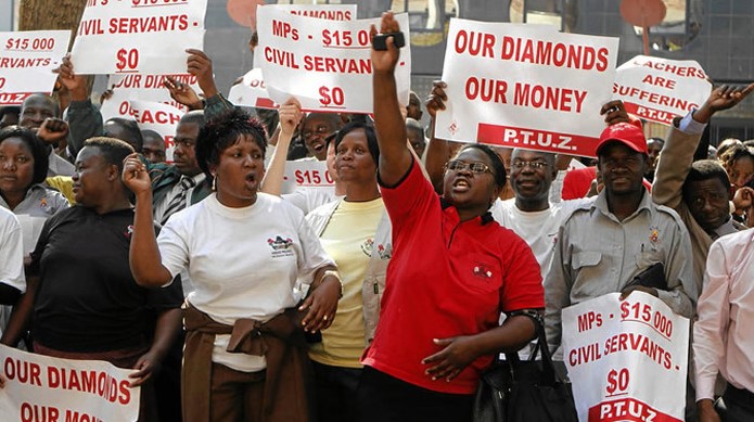 Featured image for “Zimbabwe Govt Orders Teachers To End Strike Or Risk Being Fired”