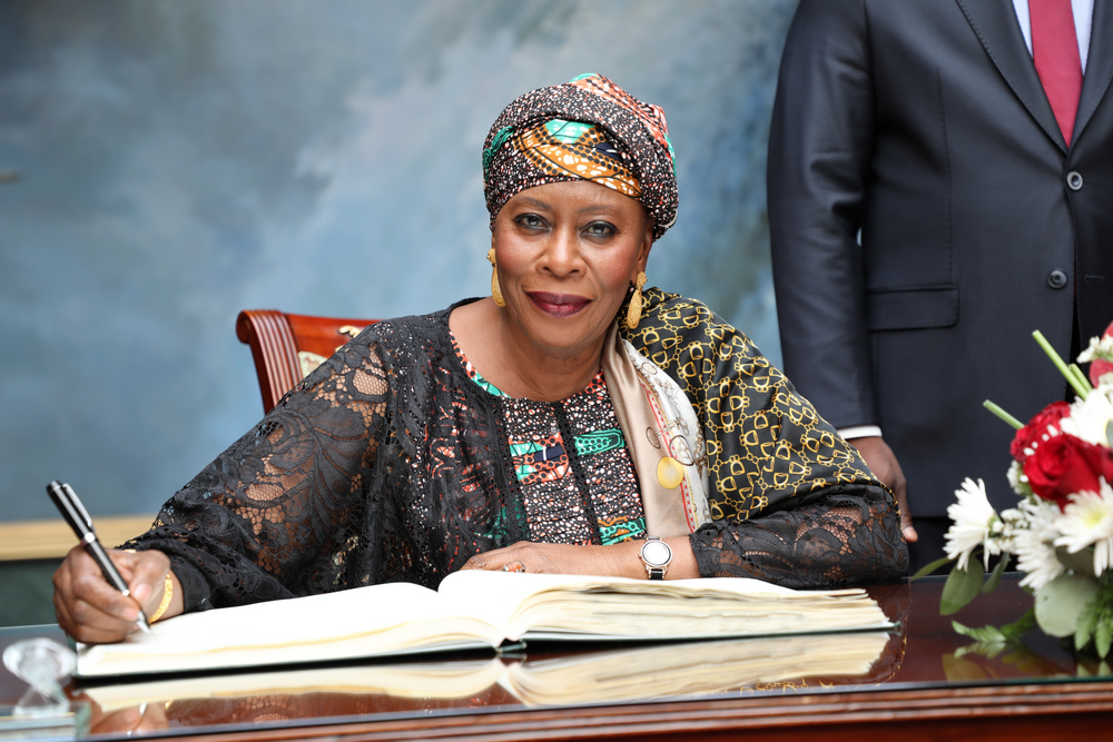 Featured image for “President Geingob of Namibia welcomes new High Commissioner Fatoumata Jahumpa Ceesay of The Gambia”