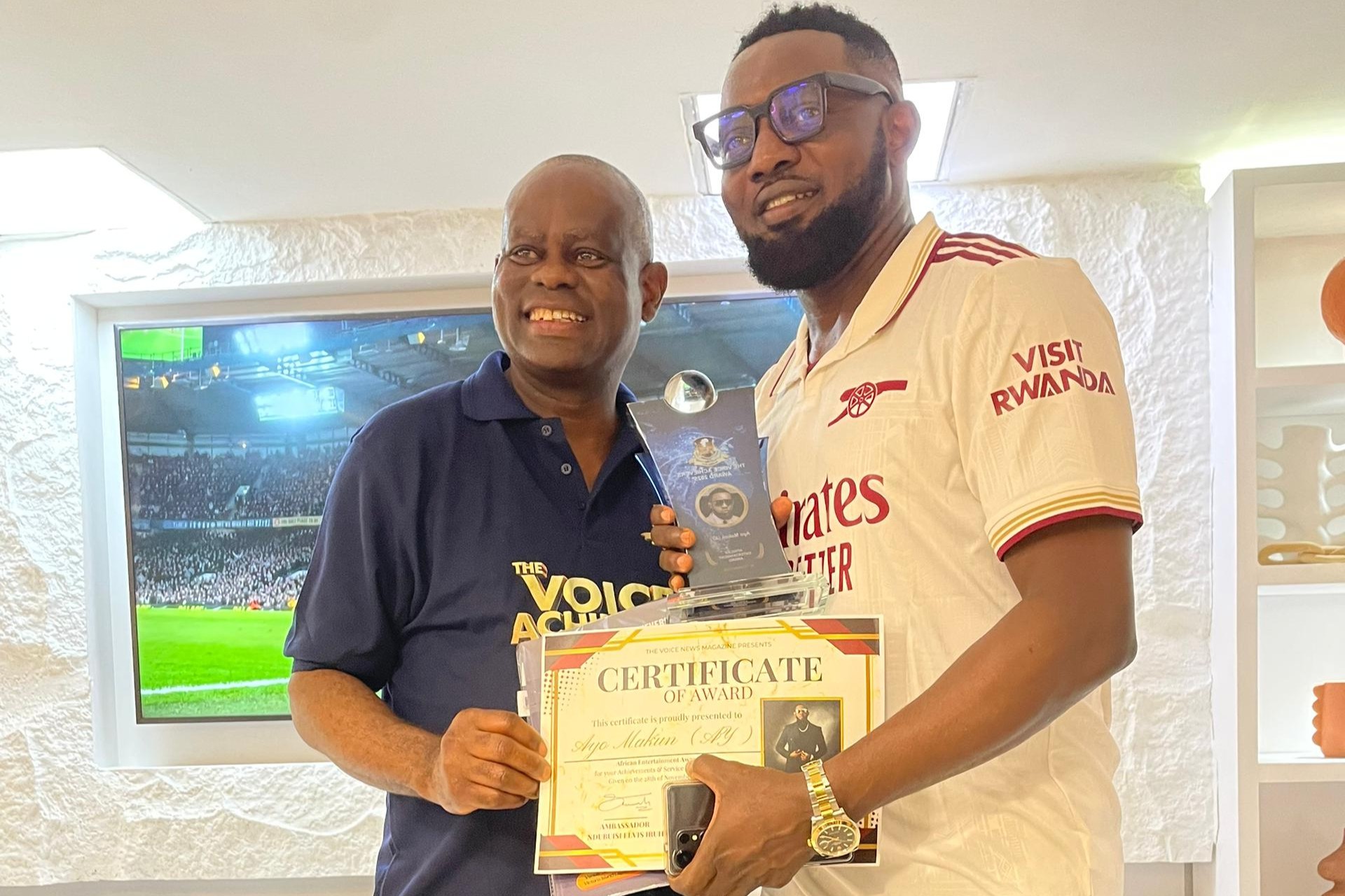 Featured image for “Nigerian Comedy King AY Honoured with African Entertainment Award Following Grand Ceremony”