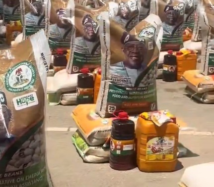Featured image for “Thousands Queue for Basic Food Aid in Plateau State Amid Economic Strain”