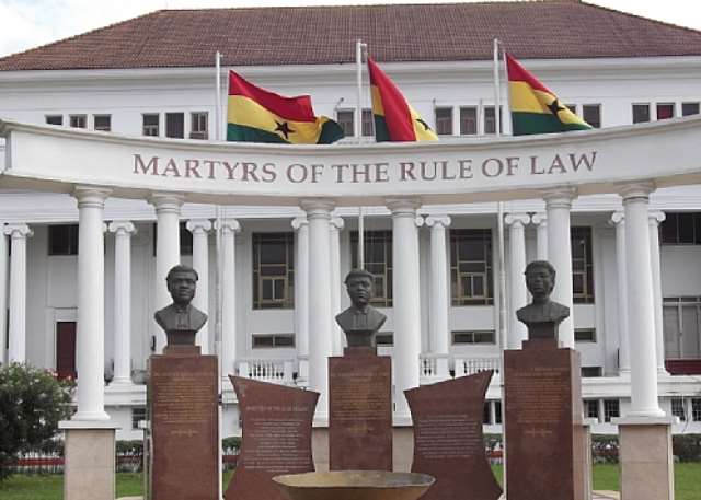 Featured image for “Supreme Court to rule on bid to halt High Court trials during legal vacation on August 21”